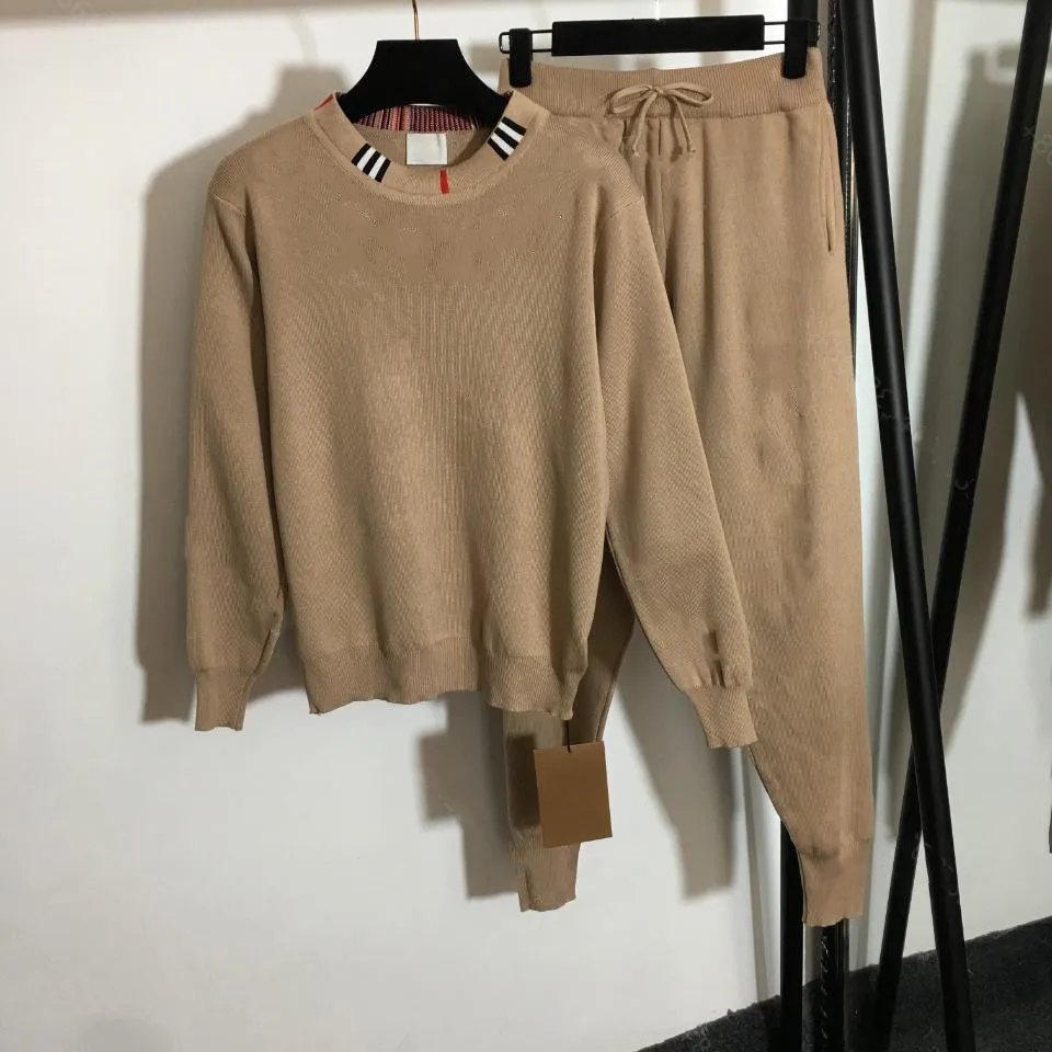 Pantalones de dos piezas para mujeres Juego de lana Sweater Marca sudadera con capucha Sweinshirt Borded Round Neck Manga larga