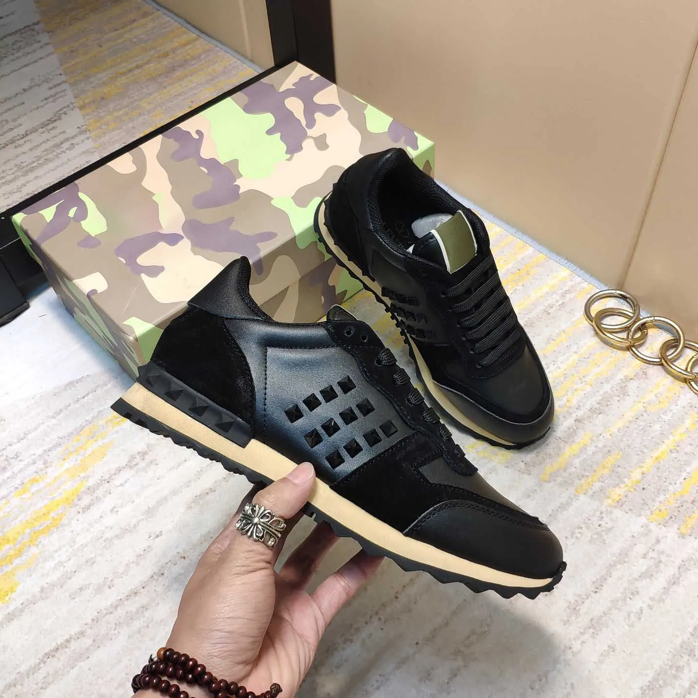 Femmes Hommes Camouflage Sneaker chaussures classiques Rivet cloutés Flats Mesh Suede Leather Casual Trainers avec boîte