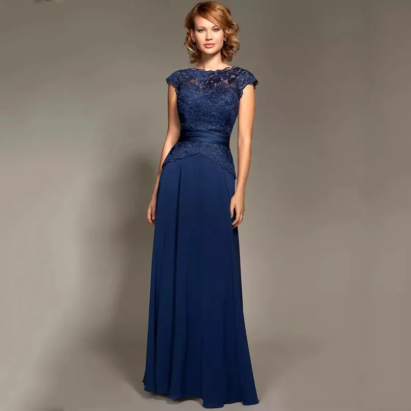 Custom Navy Blue Lace Mother of the Bride Dresses 2021 Off Shoulder Sweep Train Chiffon Formella kvällsklänningar