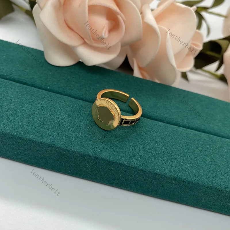 Круглый рисунок кольцо кольца позолоченные ювелирные изделия ретро стиль дизайн открытые кольца улица модная вечеринка кольца для унисекса