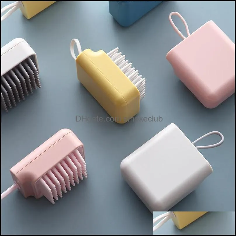 Pet Grooming Shower Brush Comb Bath Massage Hand Shaped Glove Combs Blue Pink Pets Cleaning Plastic Brushes LLE11562
