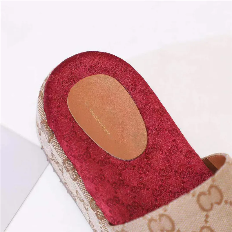 2021 Designer Denim 60mm Height Sandals Beige Canvas Slippers Wide Strap Set on Platform with Rubber Sole Brick Red Original Slide Sandal