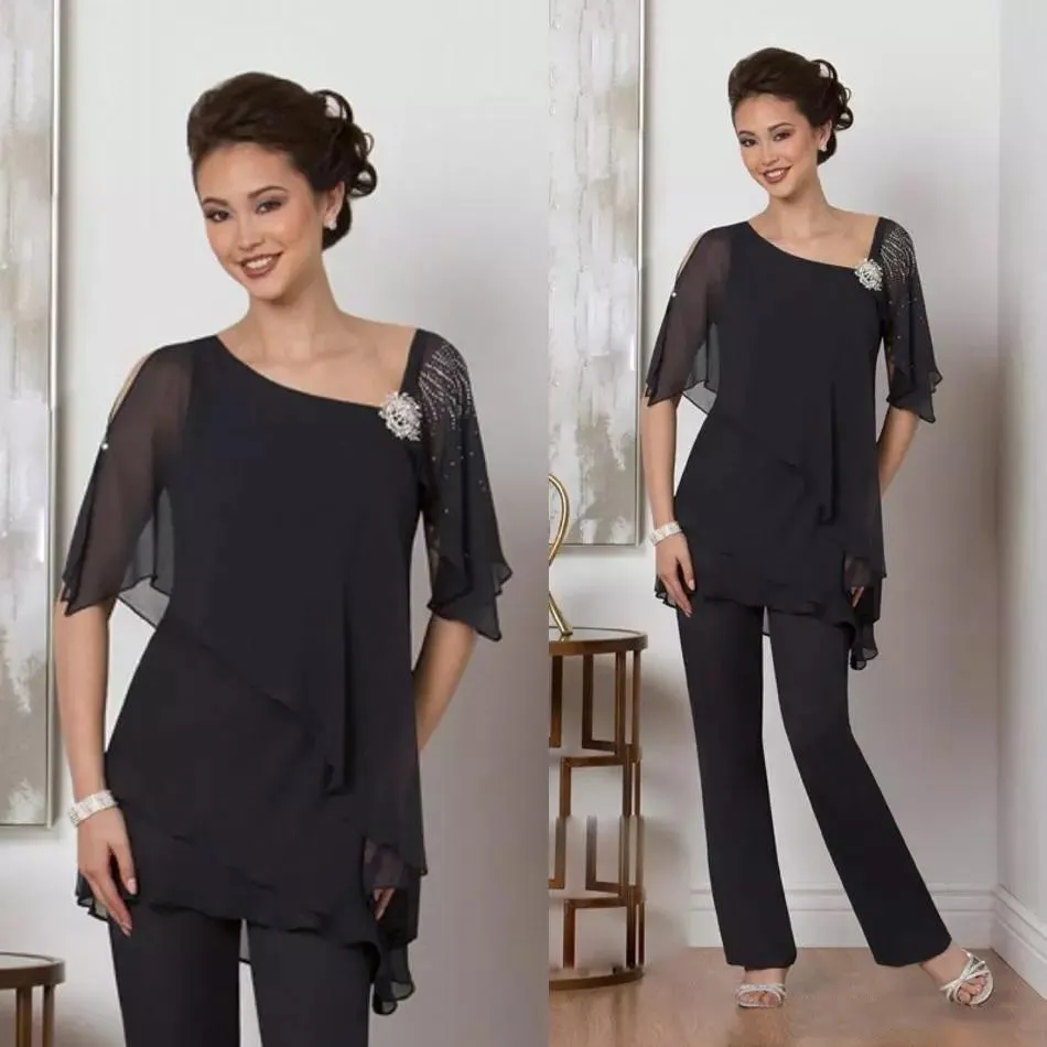 Black Mother Of The Mother Of Bride Pantsuits With Half Sleeves And Beaded  Detailing 2021 Collection From Verycute, $46.24