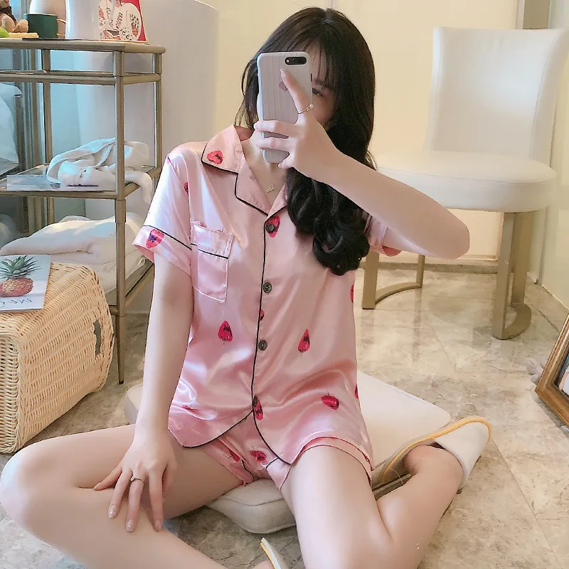 Womens Short Printed Silk Pajama Set Perfect For Fall And Summer Silk  Sleepwear 210320 From Lu006, $15.74