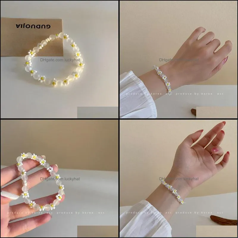 Link, Chain Korean Ins Simple Style Acrylic Flower Bracelet Summer  Temperament Honey Hand Ornament Fairy Crystal Jewelry