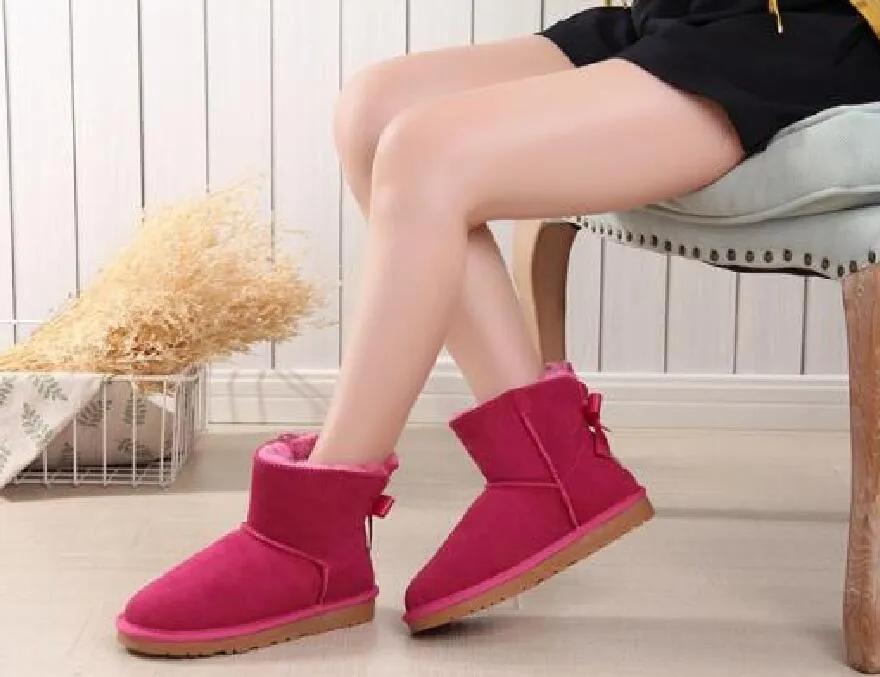 2022 Vente chaude AUS U5062 Cheville 1 Bow Femmes Bottes de neige Bowknot Garder au chaud Bottes en peau de mouton en cuir véritable Cadeaux d'anniversaire de Noël U50G62G