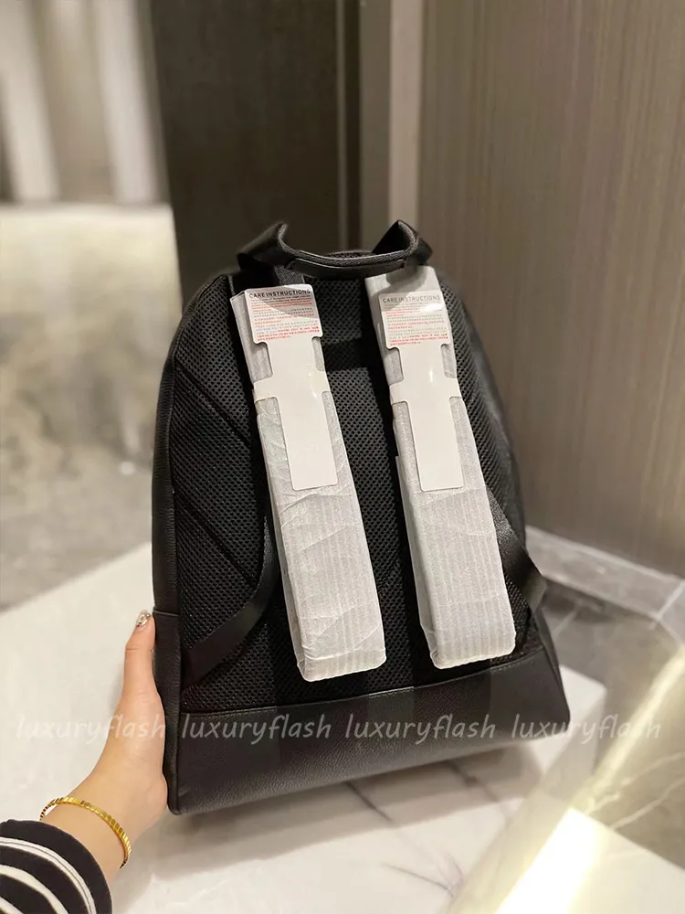 Designer Men Backpack 2023 New Fashion Trend Leisure Youth Mens