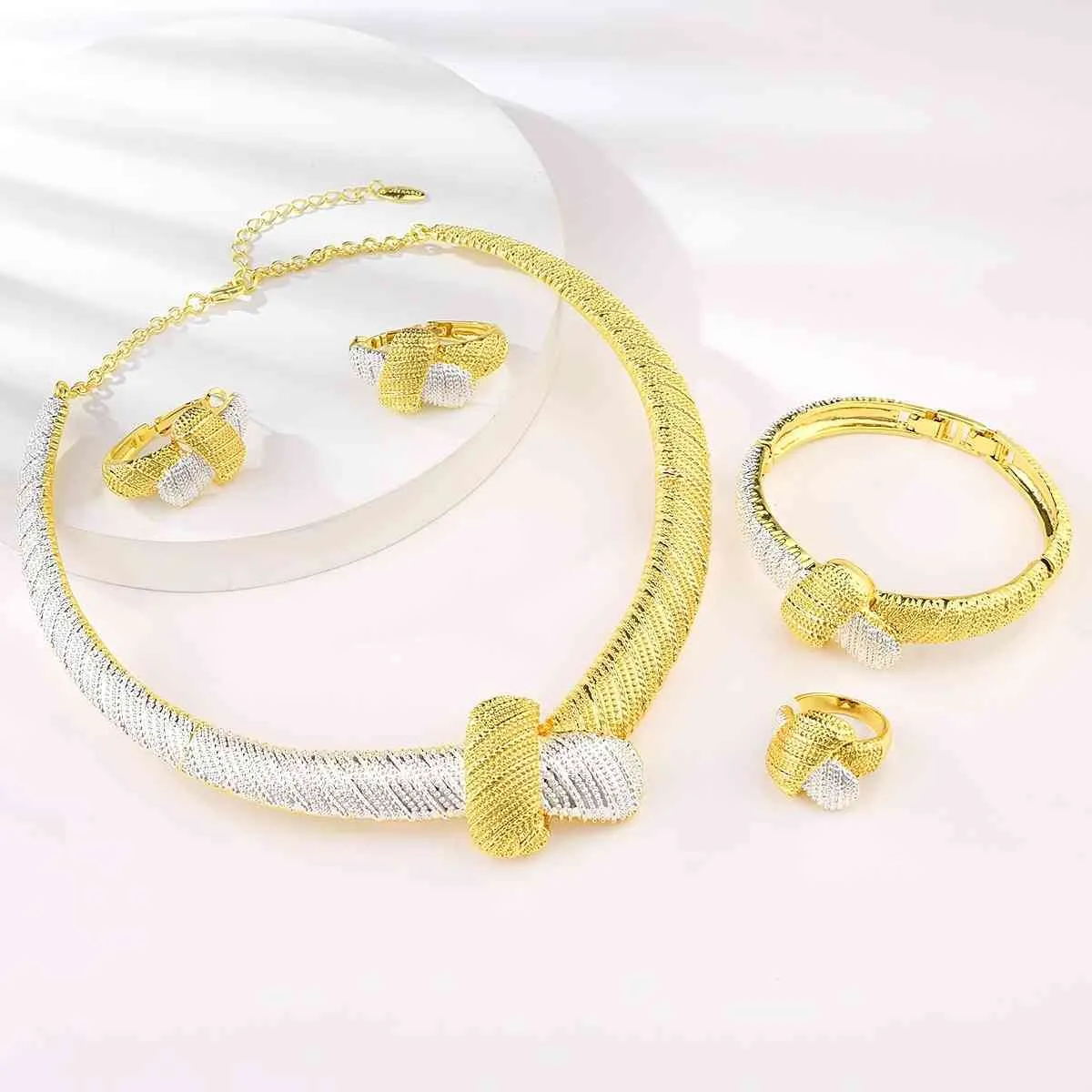 Vienois Dubai Gold Серебро Цвет Женщины Ожерелья Серьги Кольцо Браслет Устанавливает Индийские Свадебные Украшения для Bridal