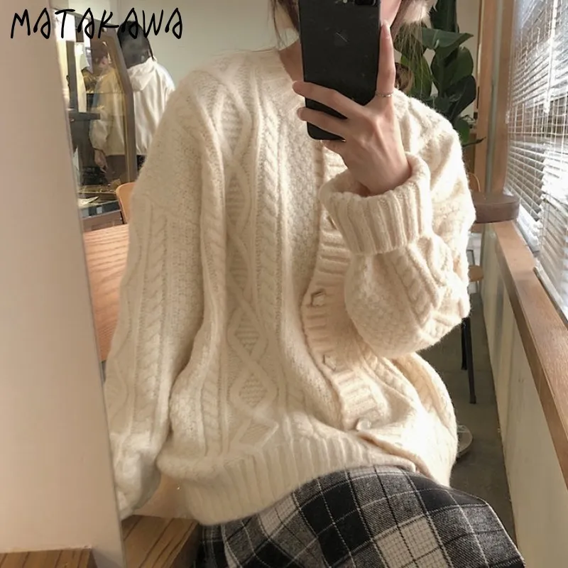 MATAKAWA Autumn and Winter Twist Round Neck Women's Sweater Japanese Sweaters Women Loose Outer Wear Cardigan Coat 210513