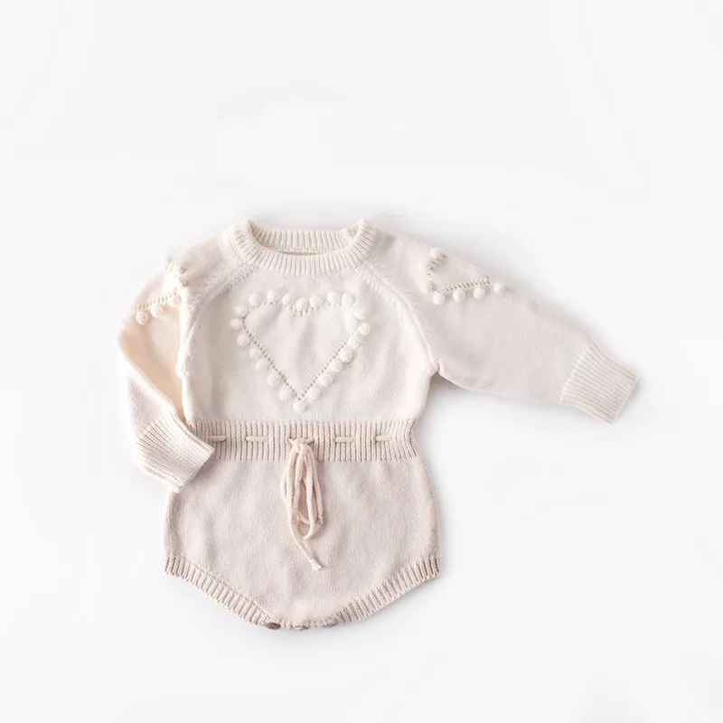 Ubrania z dzianiny dziecięce serce Baby dziewczyna romper pompom niemowlę dziewczęta Sweter projektant nowonarodzonego kombinezonu jesień zimowe dzieci odzież 438 k2