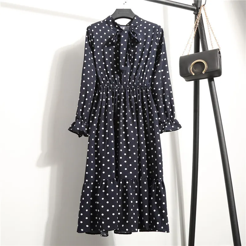 Vintage Floral Printed Black Dot Chiffon Chiffon Dress with Bow Detail for Women's Autumn Casual Wear - Long Sleeve Midi Vestidos in Plus Size (210322