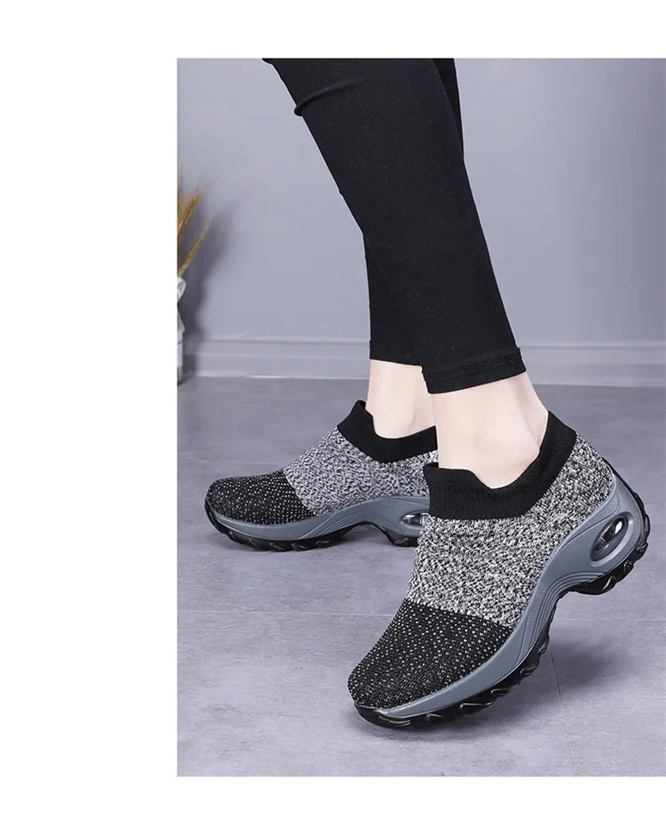 2022 Chaussures de femme de grande taille Chaussures d'air Coussin d'air Baskets à tricoter Flow-toe Shos Fashion Socks Casual Chaussures WM2218