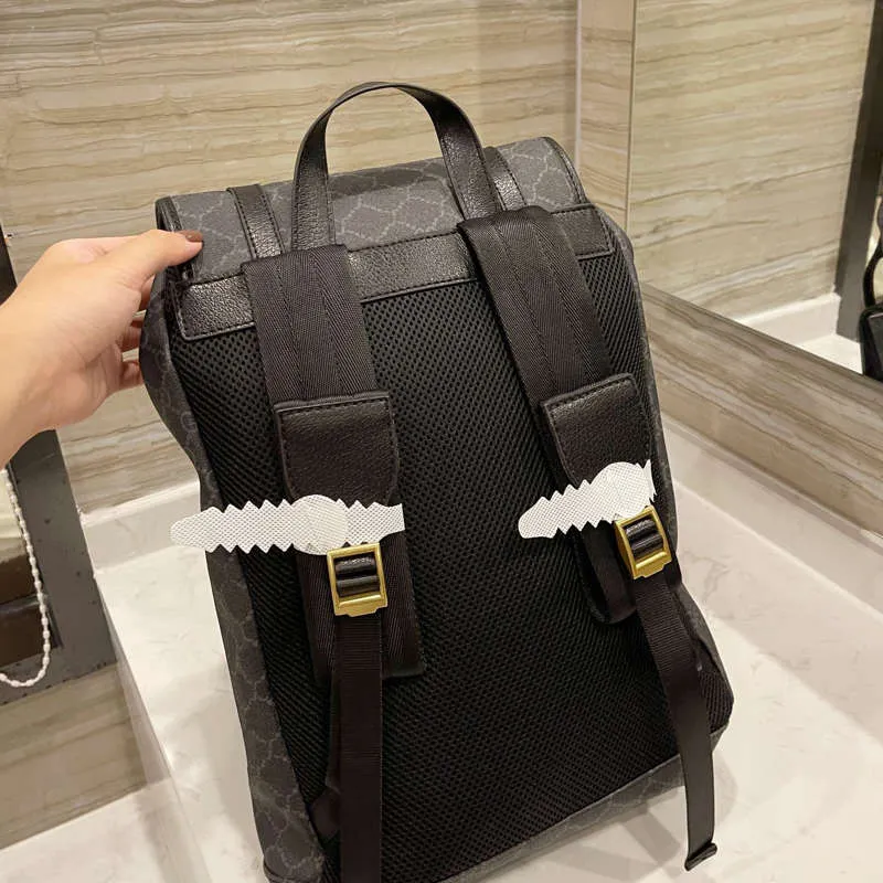 Luxurys Men And Women`s Casual Style Backpacks Large Capacity Letter Printing Yellow Strap Solid Bag Computer Satchels 