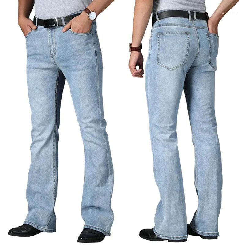 Duże, rozkloszowane dżinsy dla mężczyzn Boot Cut Denim Spodnie z wysokim stanem Nogawki Luźna elastyczność Business Casual Męskie modne jasnoniebieskie spodnie Męskie