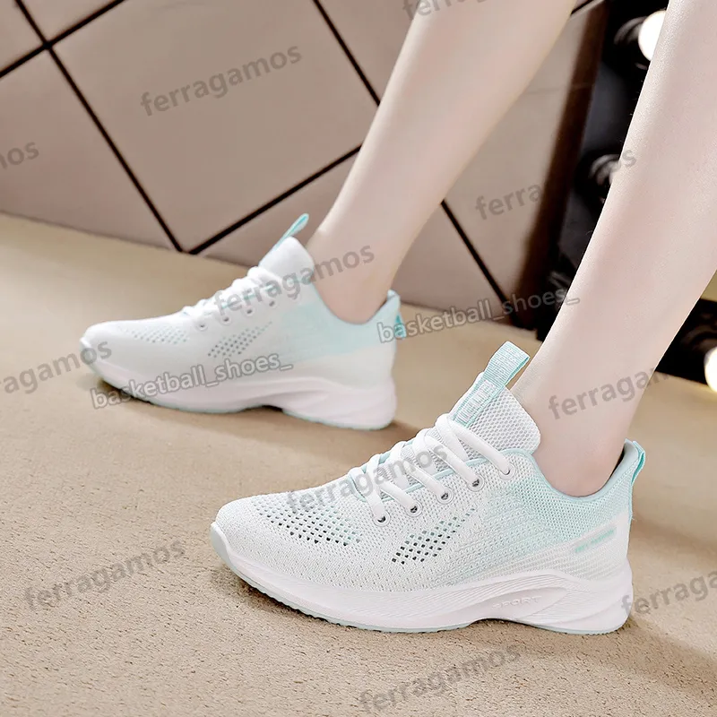 2021 Luxurys Desginer Women Fashion Gabardine Gummi Plattform Skor Inspirerad av Motocross Ovanusuell designer Canvas Sneakers7