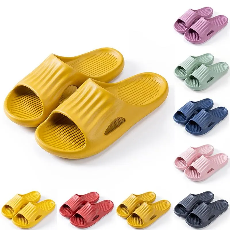 Letnie kapcie zjeżdżalnie buty D16 Mężczyźni Kobiety Sandal Platforma Sneaker Męskie Kobiet Czerwony Czarny Biały Żółty Sandały Sandals Trener Plenerowy Kryty Pantofel 36-45