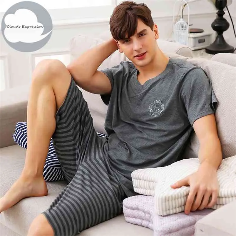 Летние вязаные хлопчатобумажные с коротким рукавом мужчины Pajamas наборы мужской пижамы набор пижамы для мужчин для мужчин костюм костюм домашняя одежда размер XXXXL 210901
