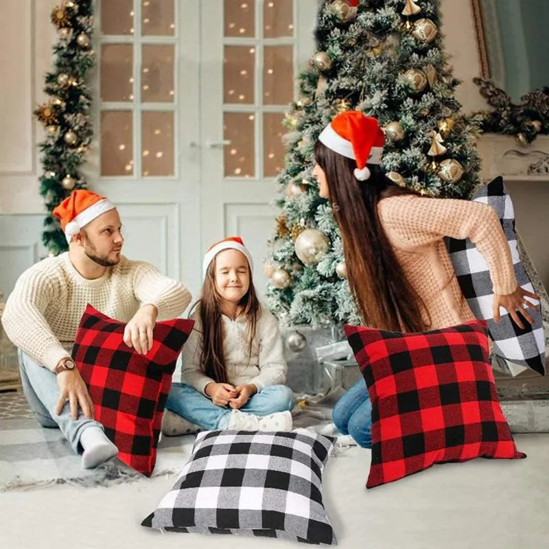 クッション/装飾的な枕のクリスマス赤と黒の格子縞のクッションケース混紡ポリエステルコットンホワイトソファ枕カバー