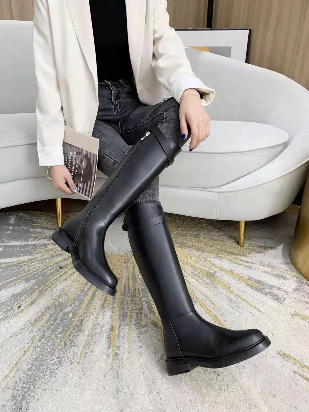 2021 designer`s latest custom logo women`s high boots leather non slip rubber sole luxury comfort exquisite technology quality 35-43