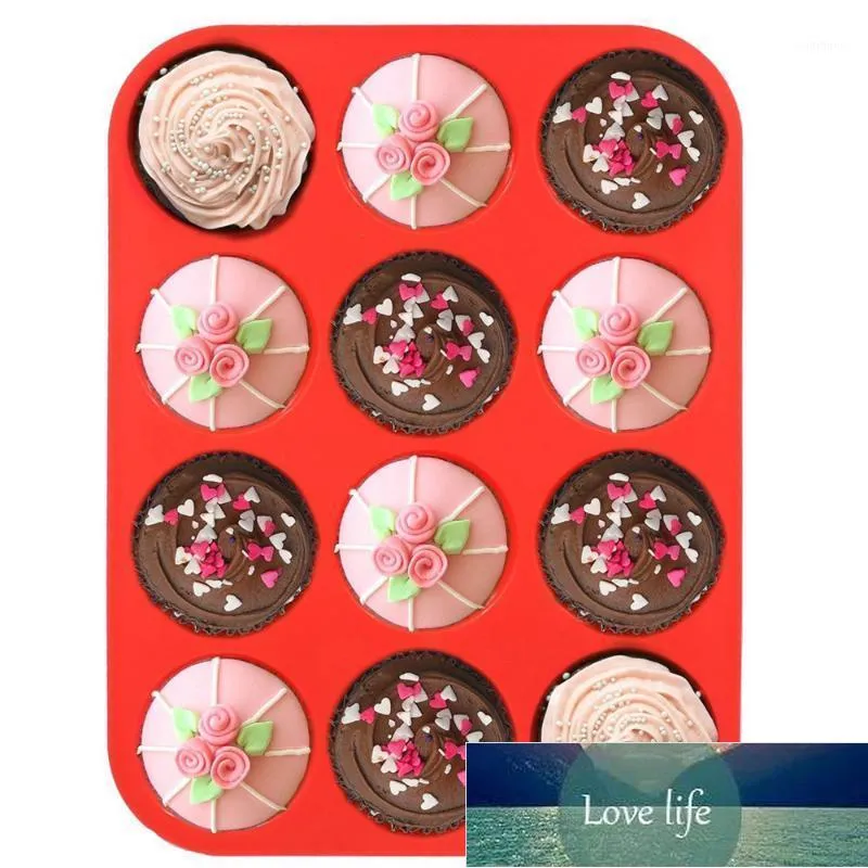 12 Cup Silicone Muffin Cupcake Teglia Antiaderente Lavastoviglie Microonde Strumenti Sicuro Cucina Cottura Raschietto 1pc1 Prezzo di fabbrica design esperto Qualità Ultimo stile