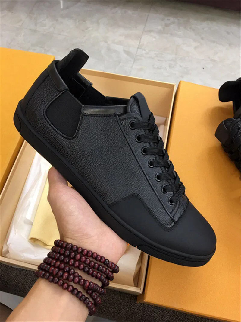 Men Sneakers Casual Shoes Chaussures Leather Sneaker Ace Stripes Walking Sports Trainers Fashion Luxurys Designers Flats Loafers with box