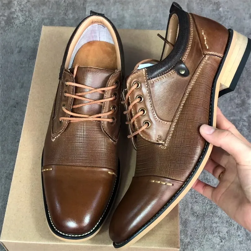 Lederen jurk schoenen mannen Topkwaliteit Brogues Oxfords Business Shoe Designer Loafer Classic Lace Up Office Party Trainers met Doos 006