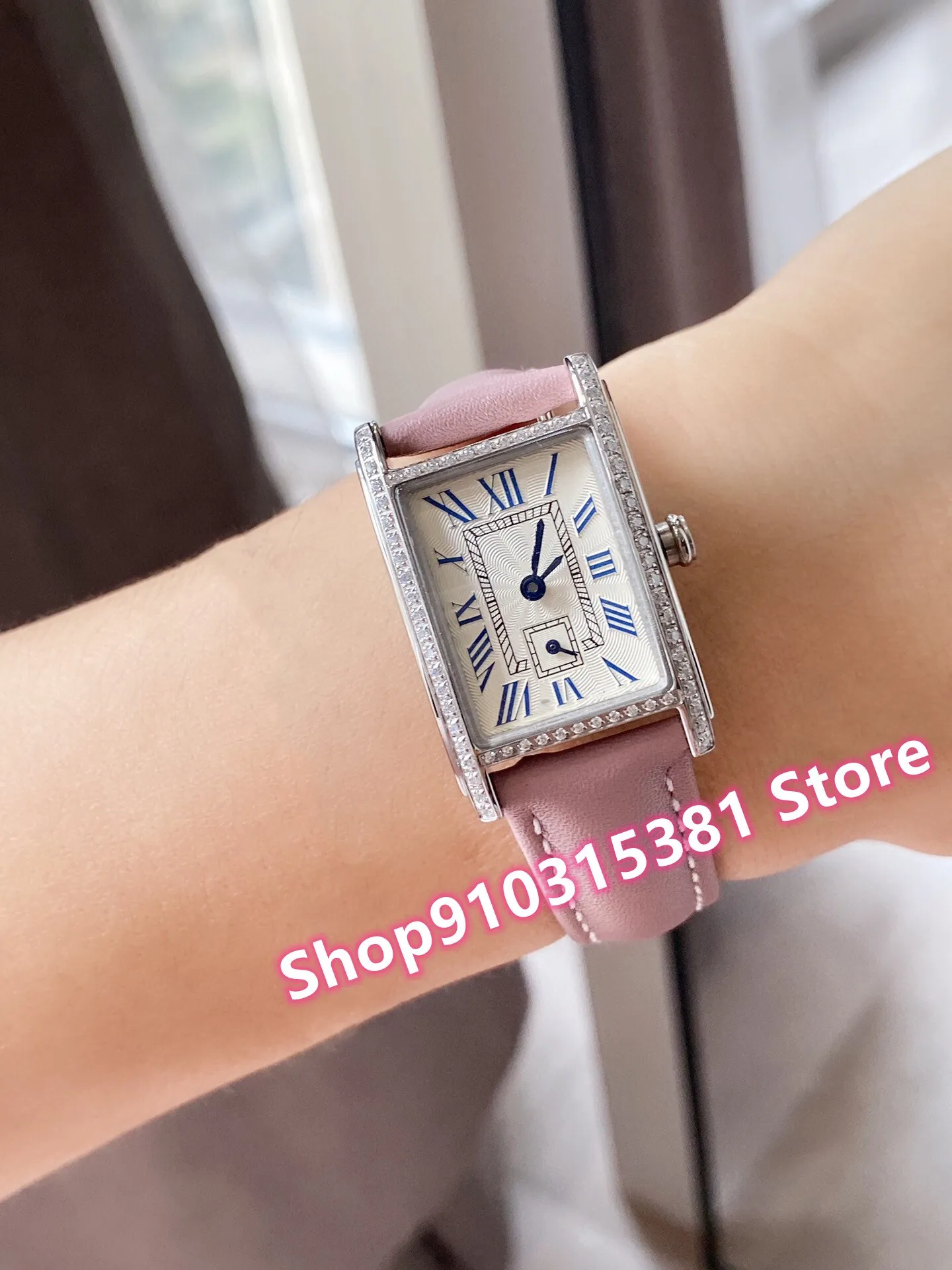 Hochwertige geometrische rechteckige Armbanduhr Damen Edelstahl Quarzuhren Damen Silber Rosa Lederuhr 33mm