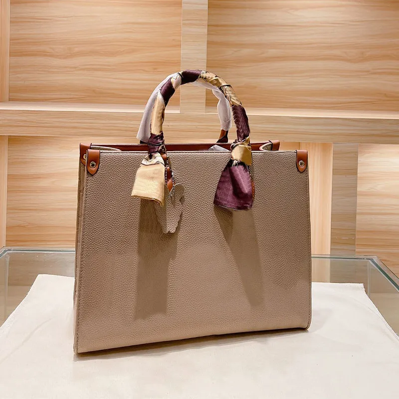 Люксрию дизайнеры сумки дамы, кожаная высококлассовая рельефная рельефная модная сумка для плеча большой емко