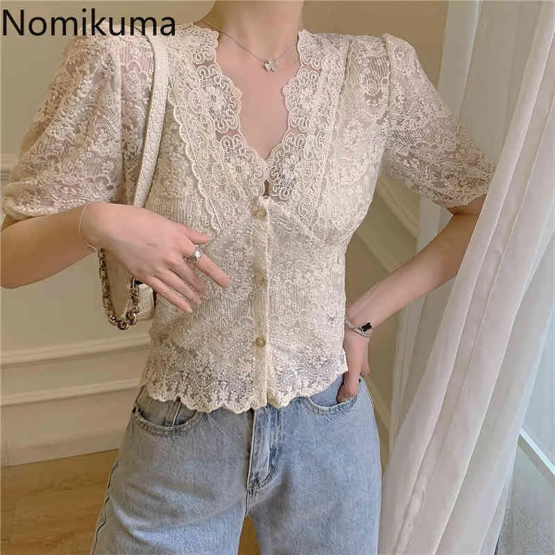 Nomikuma Vintage Koronki Koszulki Kobiety V Neck Krótki Rękaw Eleganckie Topy Pojedyncze Breasted Lekko Przezroczysta Bluzka Blusas Mujer 210514