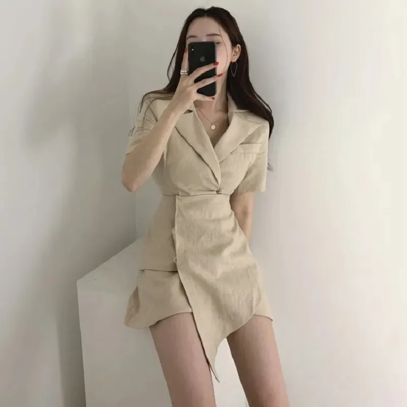 Chique estilo coreano irregular patchcorwork mulheres vestido de escritório senhora manga curta entalhada colarinho vestidos de verão sólido robe 210521