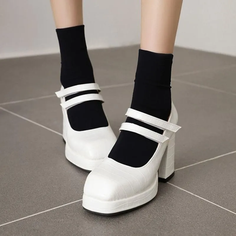Tıknaz Yüksek Topuk Moda Kare Toe Mary Jane Platformu Ayak Bileği Kayışı Kadın Patent Deri Kadının Ayakkabı Pompaları Artı Boyutu 32-48 1498 Elbise