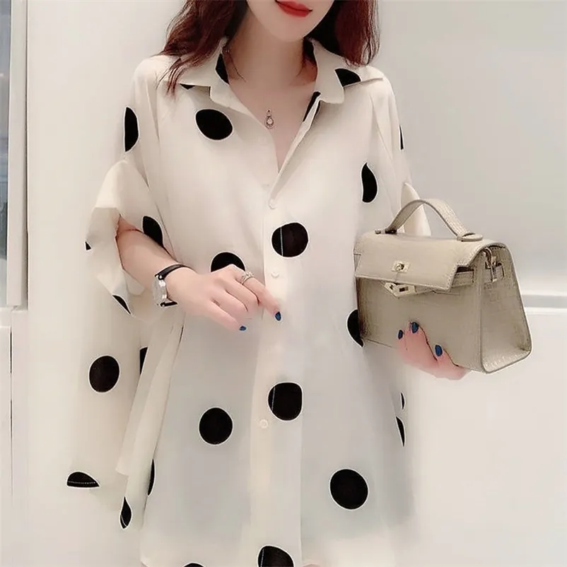 Koreansk stil sommar kortärmad chiffong blus enkel polka dots chic casual skjorta överdimensionell mode kontor lady arbete toppar 210323