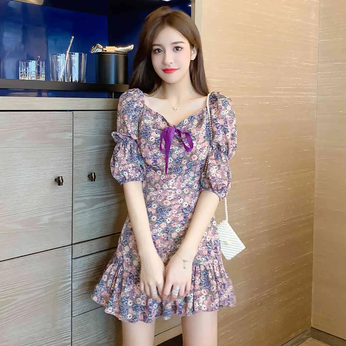 Catwalk Design Luxury Women Summer Square Collar Short Sleeve Purple Printing Elegant Ruffles Female Slim Mini Dresses 210514