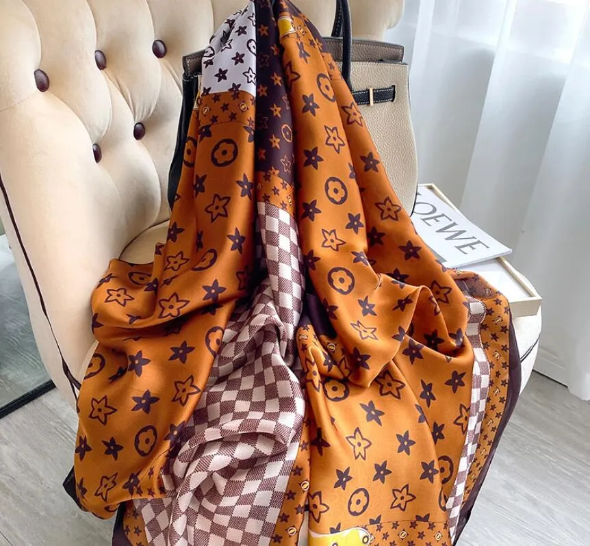 2021 New Fashion Sciarpa di seta Sciarpe Scialli Lady avvolge softTie Band Bag Ordito Morbido Fazzoletto da collo Foulard Hijab Foulard femminile