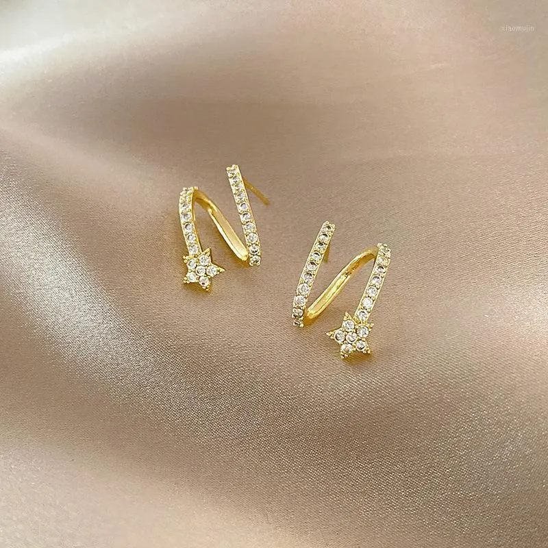 Stud 2022 arrivée géométrique contracté doux Senior brillant cristal boucles d'oreilles mode coréen Fine étoiles femmes
