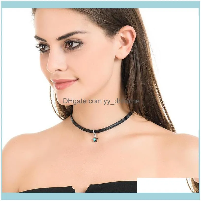 Rhinestone Blue Crystal Star Pendant Necklace Women`s Hanging Clavicle Black Leather Chain Simple Choker Collier Femme Chokers