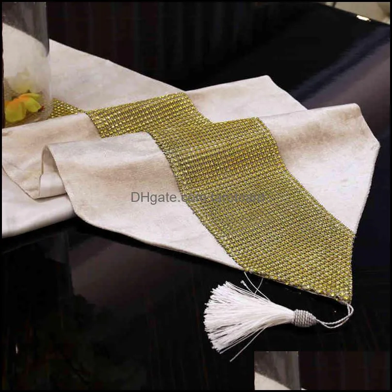 Luxury Gold Diamond Table Runner Velvet TV Cabinet Tablecloth Beige Table Flag Bed Runner Shoe Strip Dust Cover Home Decoration 220107