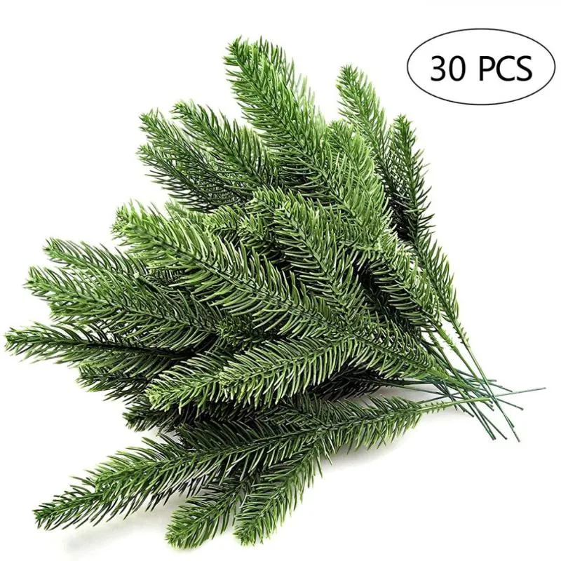 Decorazioni natalizie 30pcs Albero Rami di pino artificiale Foglie verdi Ghirlanda di aghi Giardino domestico Piante abbellite Aghi