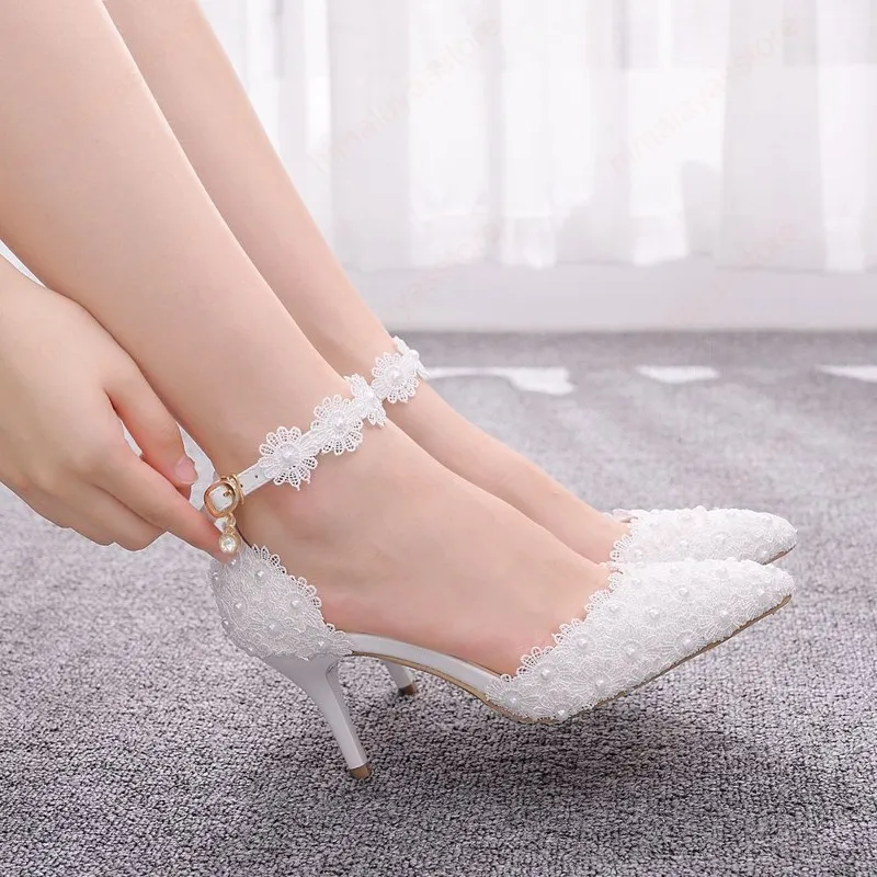 Storstorlek Kvinnors Skor Vit Lace High Heels Bankett Bröllop Skor Bridal Sweet Pointed Skor