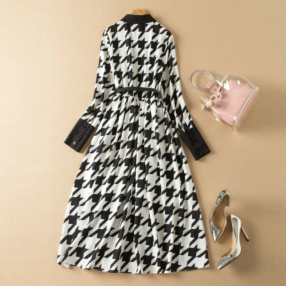 アウトレット限定 22春の豪華な長袖のドレス黒のコントラストカラーの襟の首のベルトされたミッドカーフドレスd 02を 5 免税品購入 Kyoderdesign Com