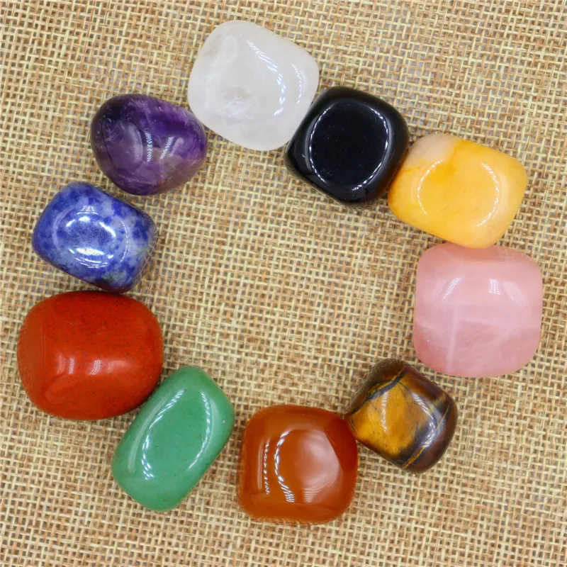 Chakra Stones Healing Crystals Lot de 7/10 Chakras polis et polies Thérapie par les cristaux équilibrants holistiques Méditation Reiki ou comme pierre d'inquiétude pour la paume du pouce