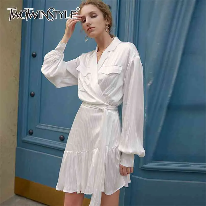 女性のためのホワイトエレガントなドレスのためのランタンの長袖ハイウエストの包帯不規則な裾のミニドレス女性210520