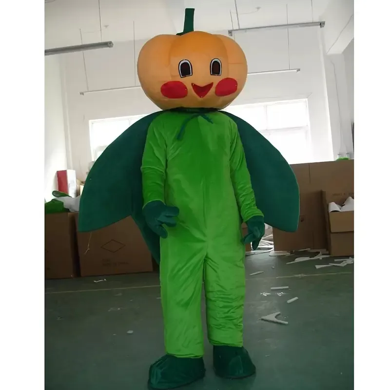 Costume da mascotte di zucca Cartone animato di verdure Personaggio a tema anime Festa di carnevale di Natale Costumi fantasia Abbigliamento da esterno per adulti