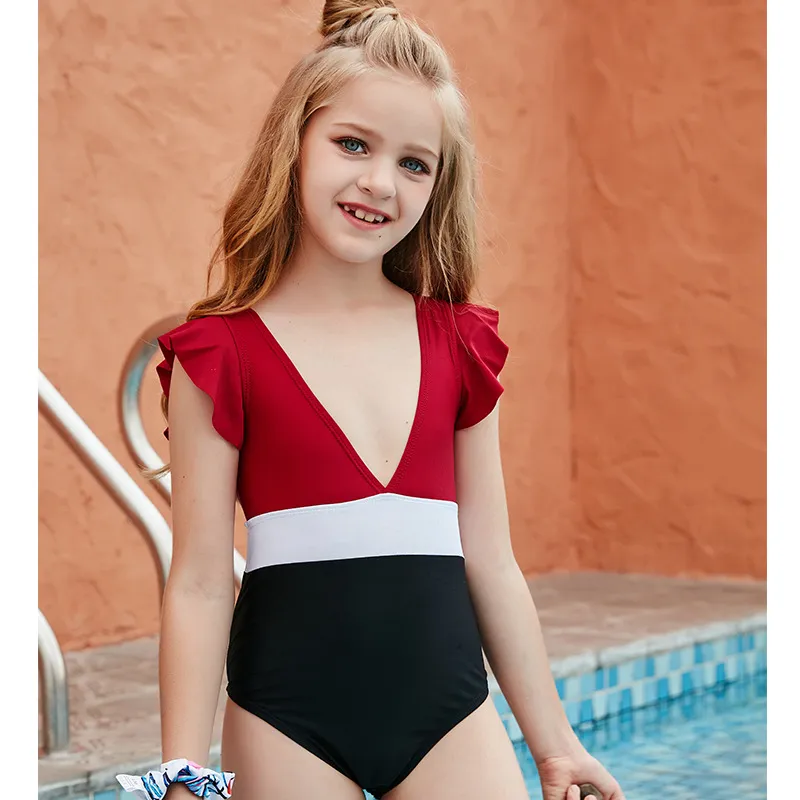 2021 Big Girls Color Dopasowanie Swimwear Kids Deep V-Neck Bikini Moda One Piece Swimsuit Lato Dzieci Fly Sleeve Kostium kąpielowe C6988