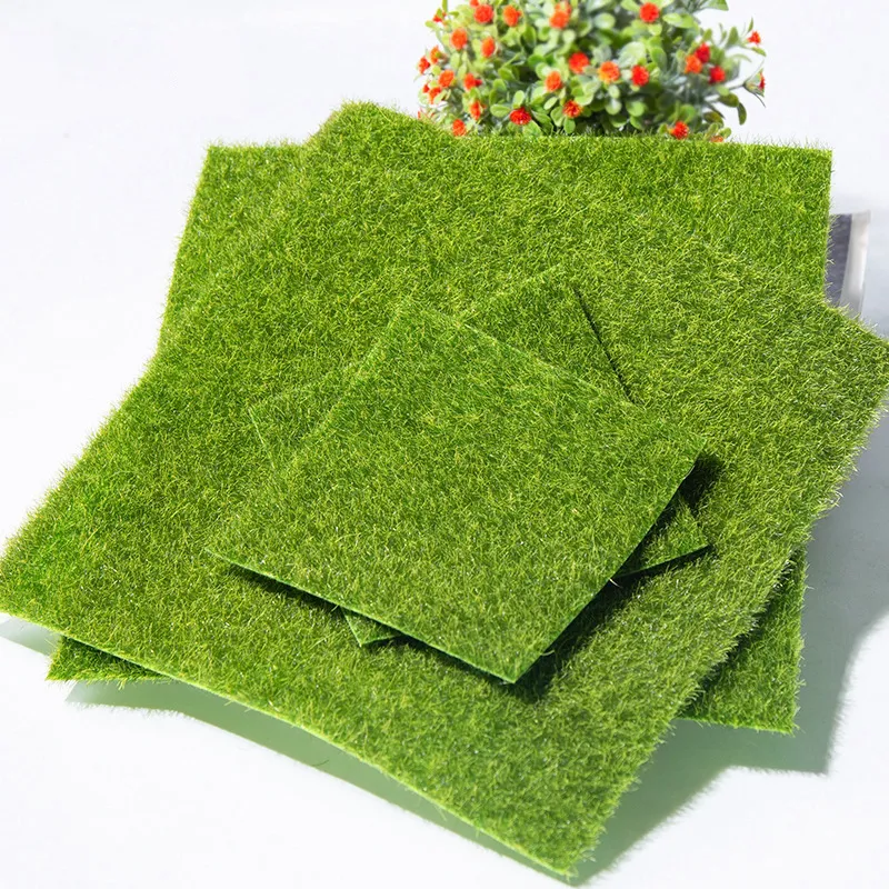 1pcs 15cm / 30cm Konstgjord gräsmark partiförsörjning Simulering Moss Lawn Turf Fake Green Grass Mat Matta DIY Micro Landskap Hem Golv Decor 20220110 Q2