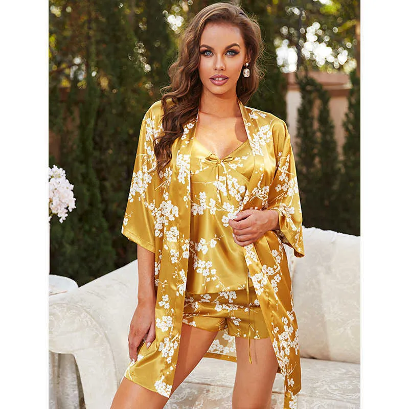 Femme Sping Summer Sexy Pajamas Gold Straps Tops Hot Pants Satin Nightgown 3 Pic Bathrobe Dressing Gown Traveling Light Clothing Q0706