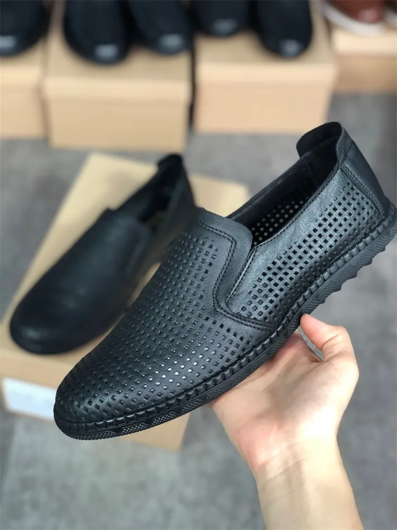 High Quality Designer Mens Dress Shoes Luxury Loafers Driving Genuine Leather Italian Slip on Black Casual Shoe Breathable With Box 041