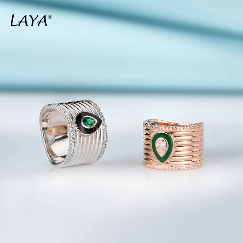 Laya 925 Стерлинговое серебро кольцо для женщин для женщин в стиле ретро высококачественный циркон зеленый нано черная эмалевая вечеринка классика Je261t