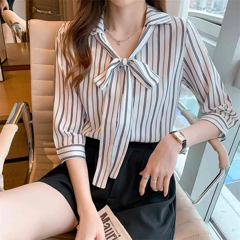 Sommerstreifen Damen Kurzarmhemd Damen Schleife Knopfhemd Mode Revers Damen koreanische Mode 210507