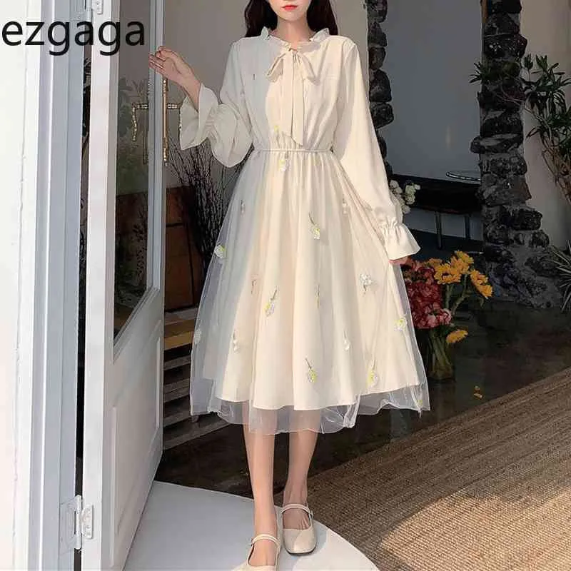 Ezgaga Elegant klänning Kvinnor Lace Up Flower Mesh Patchwork Long Flare Sleeve Japansk stil Hög midja Klänningar Vestidos Feminino 210430